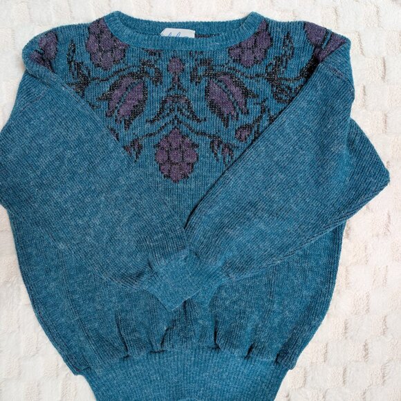 Vintage Made in Canada knit floral sweater with metallic hues - Picture 8 of 12